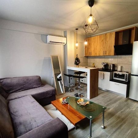 Alexandras Cozy Apartment Ioannina Ngoại thất bức ảnh
